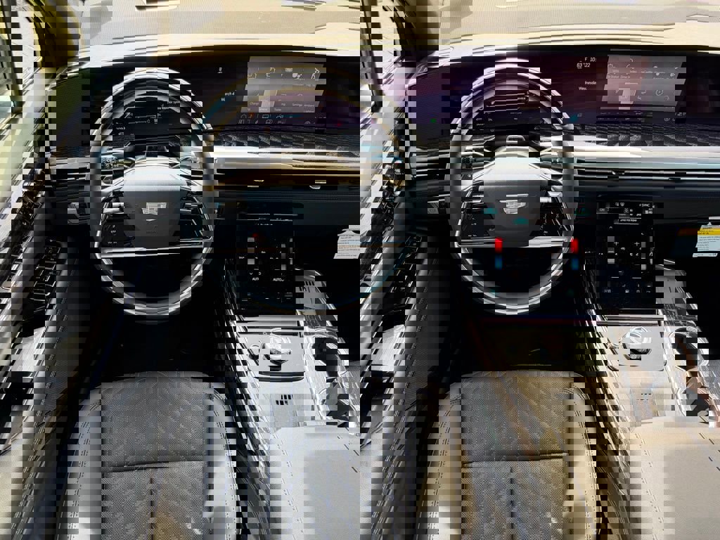 New 2026 Cadillac Escalade IQ Sport 1 w/ LPO, ONYX Package image 4