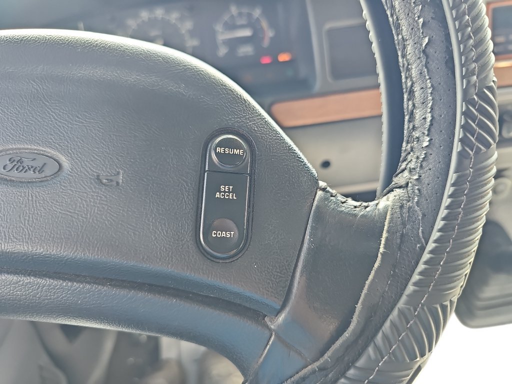 Used 1997 Ford F350 2WD Crew Cab image 18