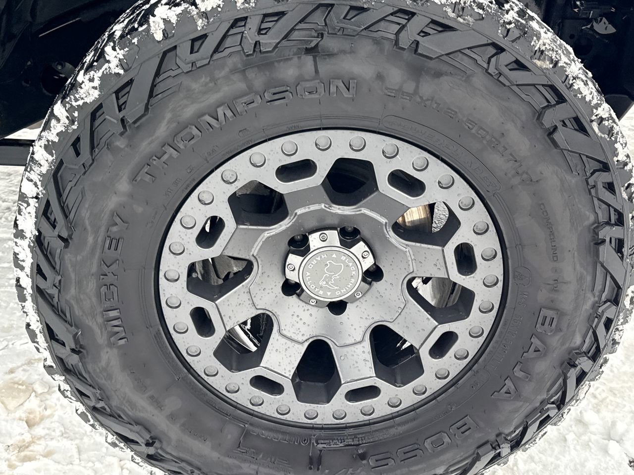 Used 2022 Jeep Gladiator Sport image 9