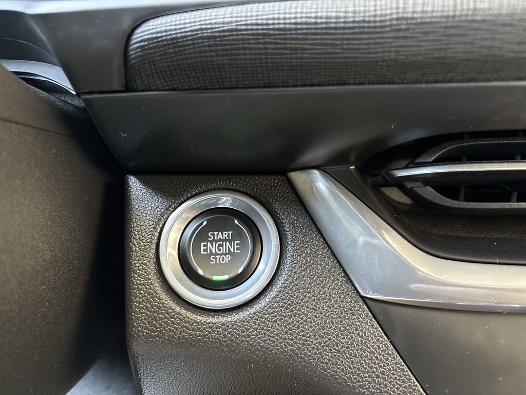 Certified 2024 Buick Envista Preferred image 16