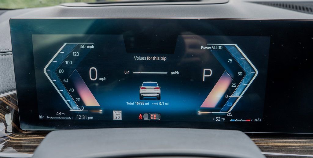 Used 2025 BMW X5 xDrive40i w/ Premium Package image 9