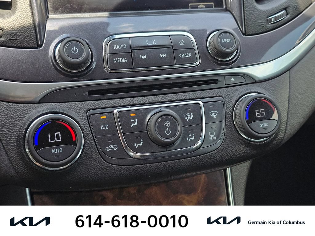 Used 2015 Chevrolet Impala LT w/ Convenience Package FWD image 29