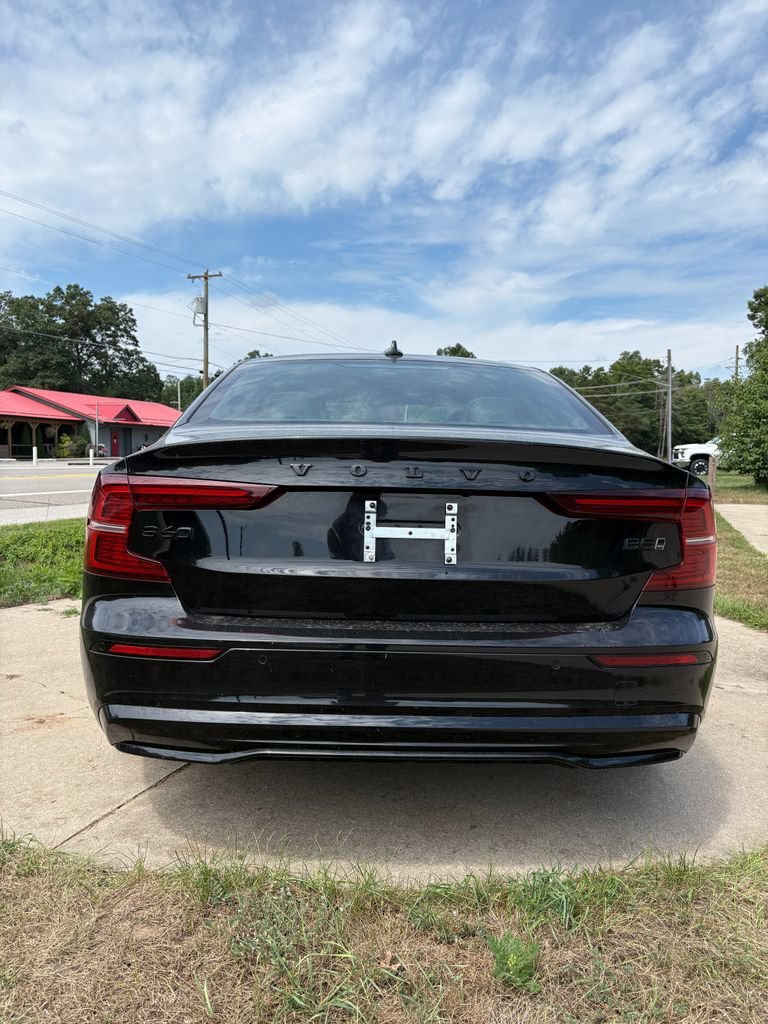 Used 2023 Volvo S60 B5 Plus AWD/4WD image 3