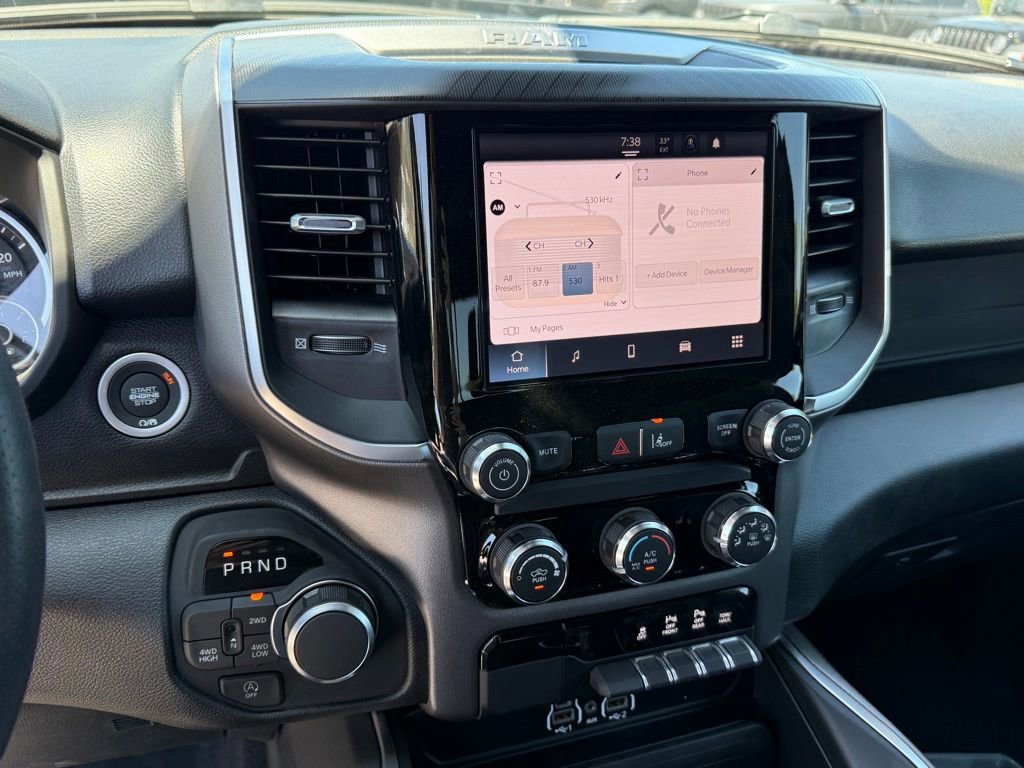 New 2026 RAM 1500 Express AWD/4WD image 19