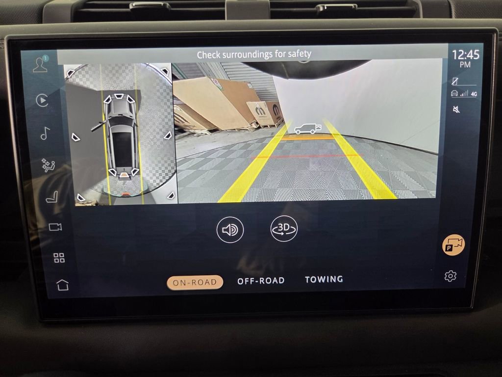 Used 2025 Land Rover Defender 130 X-Dynamic SE image 14