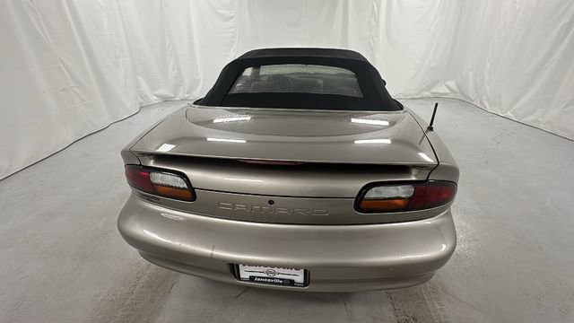 Used 2002 Chevrolet Camaro Base image 4