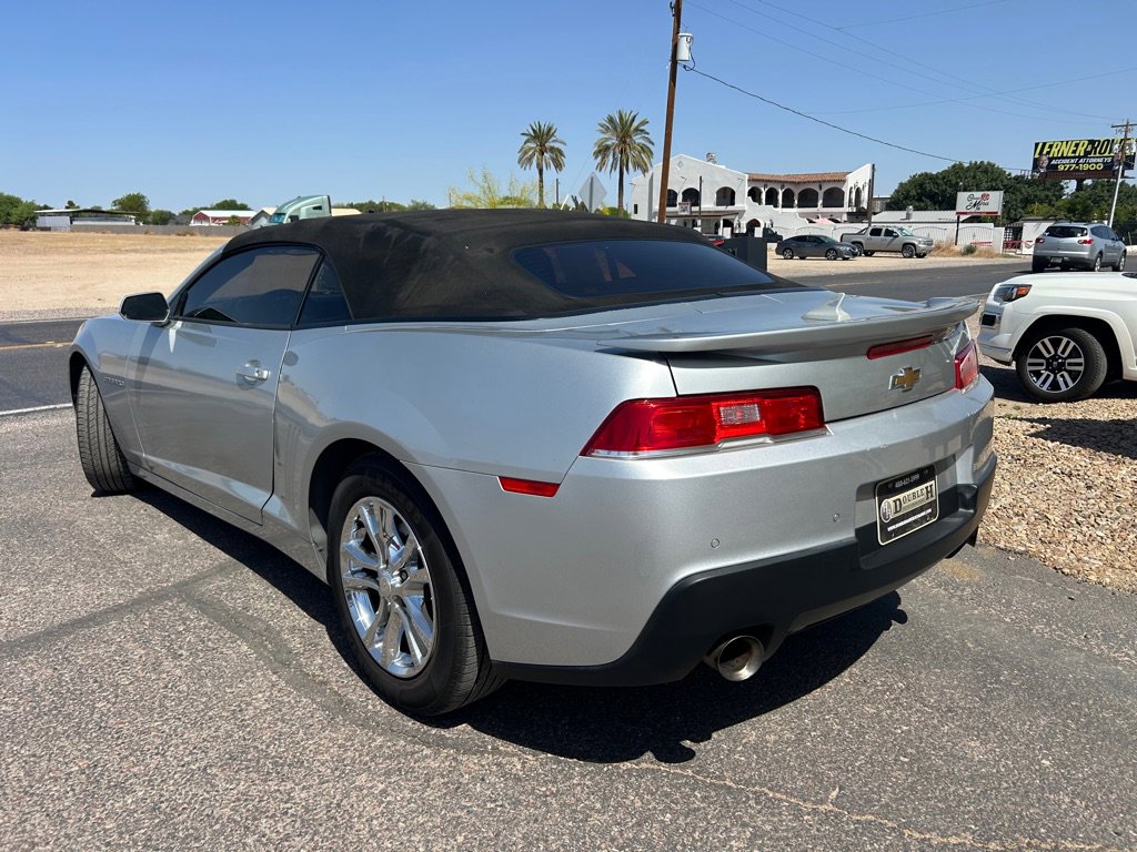 Used 2015 Chevrolet Camaro LT image 5