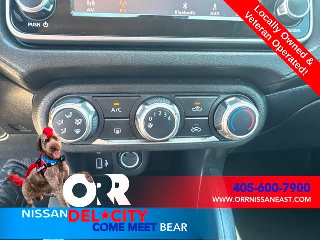 Used 2021 Nissan Versa S FWD image 25