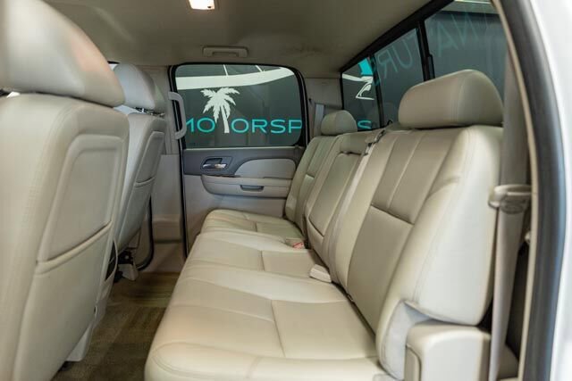 Used 2011 Chevrolet Silverado 2500 LTZ w/ LTZ Plus Package AWD/4WD image 15