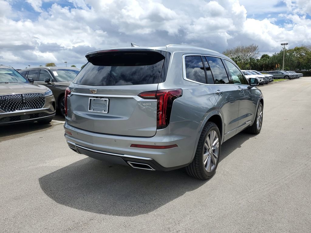 Used 2023 Cadillac XT6 Premium Luxury image 4