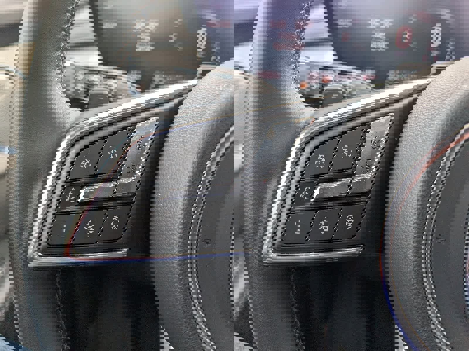 Certified 2025 Buick Enclave Avenir w/ Super Cruise Package AWD/4WD image 19