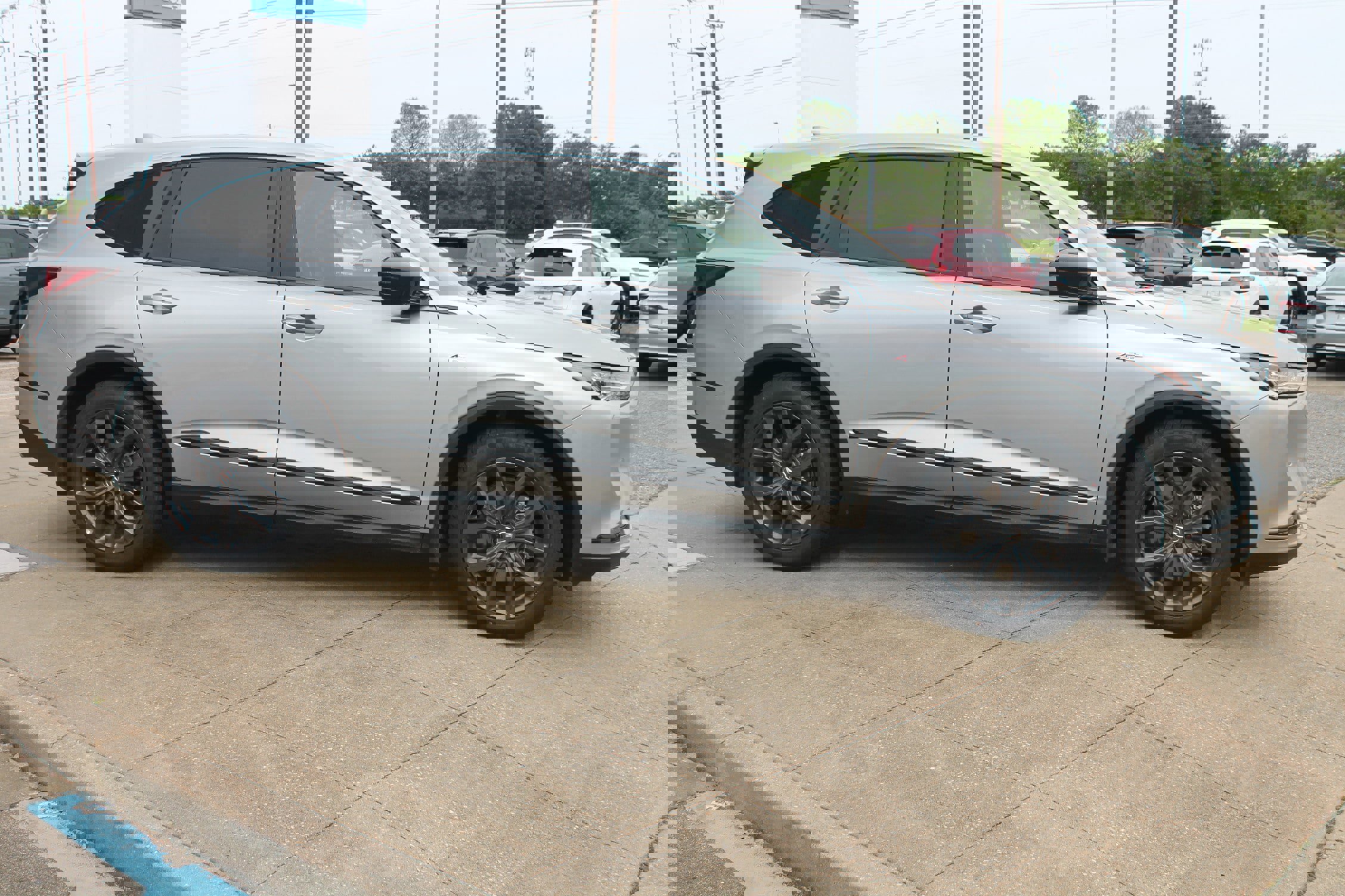 Used 2023 Acura MDX A-Spec image 3