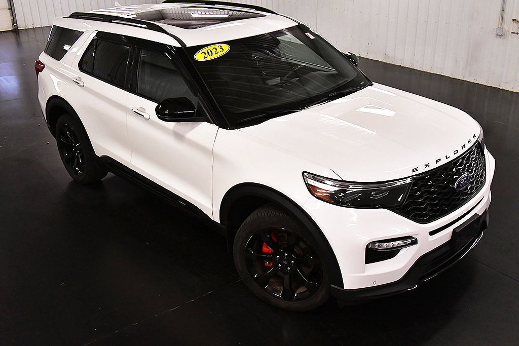 Used 2023 Ford Explorer ST w/ Equipment Group 401A AWD/4WD image 11