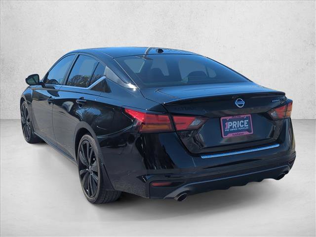 Used 2022 Nissan Altima 2.5 SR w/ Midnight Edition Package image 5