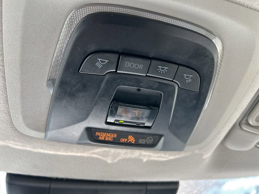 Used 2023 Toyota Corolla Cross LE FWD image 30