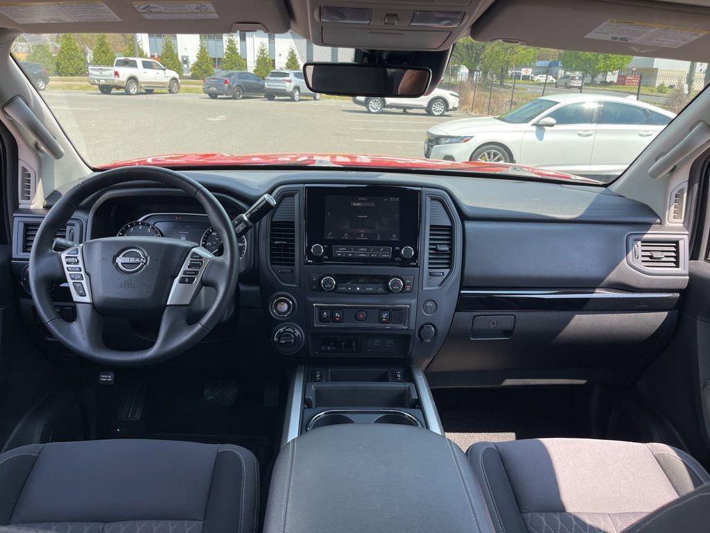 Certified 2024 Nissan Titan SV w/ SV Convenience Package image 8