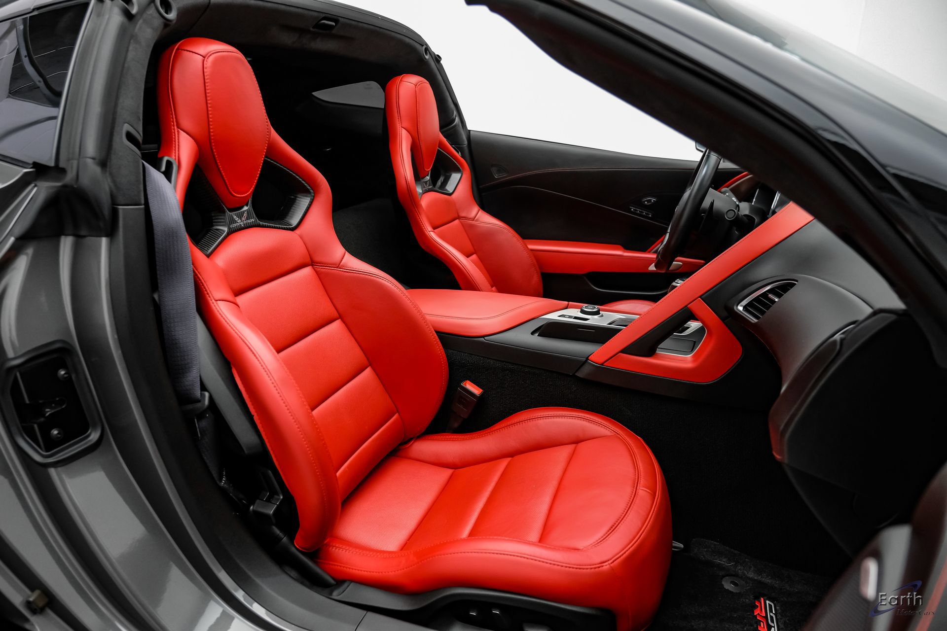 Used 2015 Chevrolet Corvette Z06 w/ 3LZ Preferred Equipment Group RWD image 55