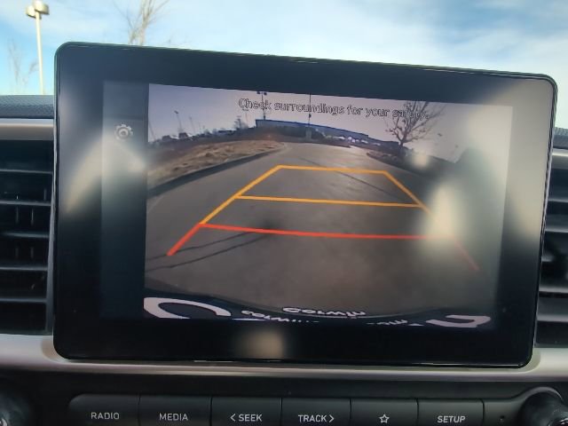 Used 2023 Hyundai Venue SEL w/ Cargo Package image 23