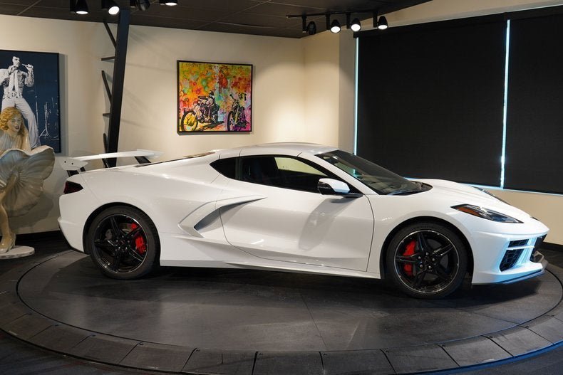 Used 2023 Chevrolet Corvette Stingray Premium Cpe w/ Z51 Performance Package RWD image 15