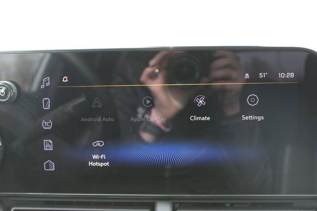 Used 2025 Chevrolet Trax LT w/ LT Convenience Package image 46