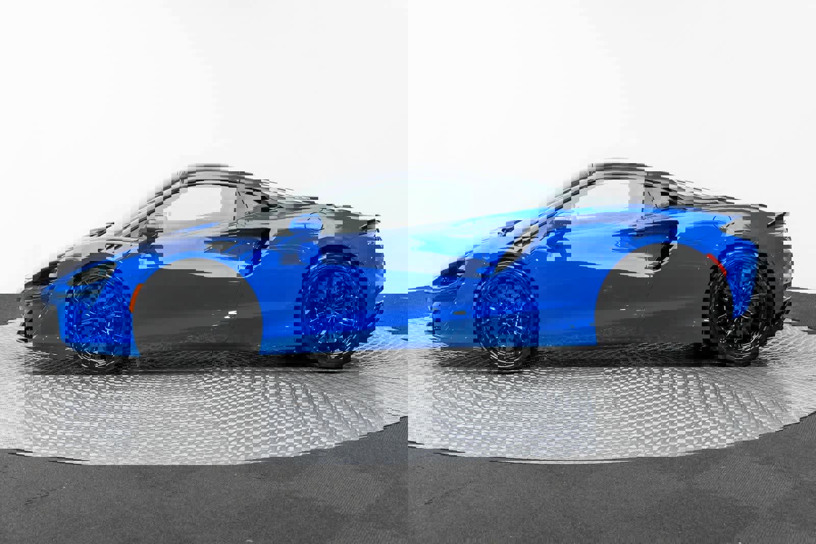 New 2025 McLaren Artura Spider image 22