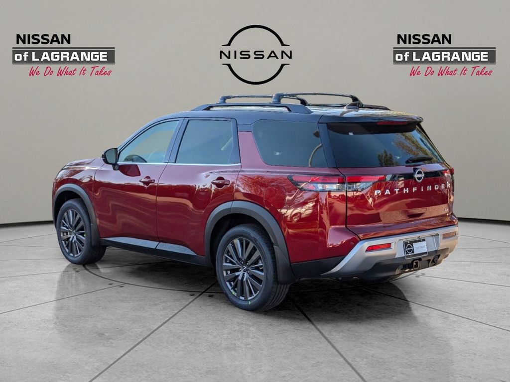 Certified 2025 Nissan Pathfinder SL w/ SL Premium Package FWD image 10