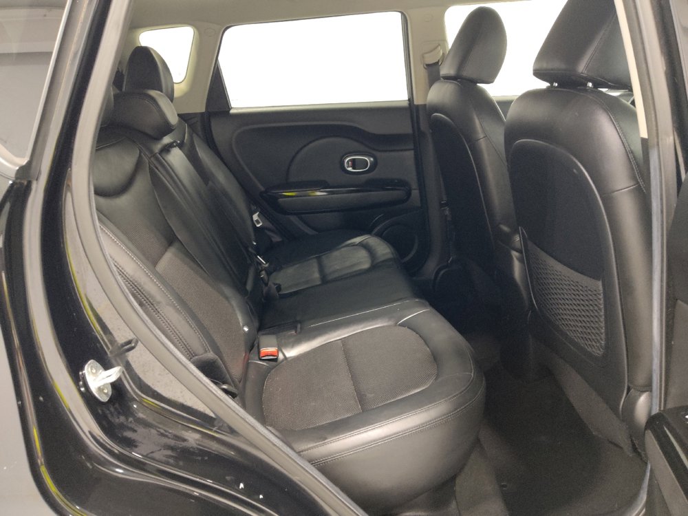 Used 2016 Kia Soul ! w/ Premium Package image 19