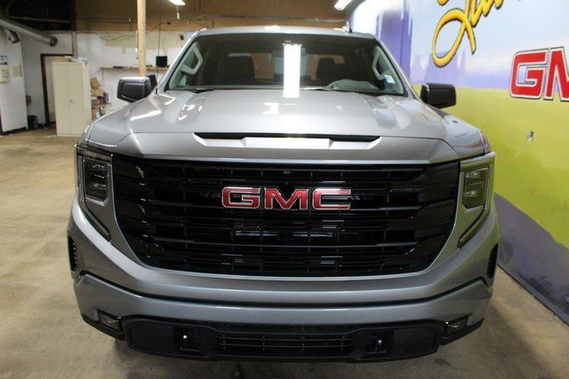 New 2026 GMC Sierra 1500 Elevation image 2