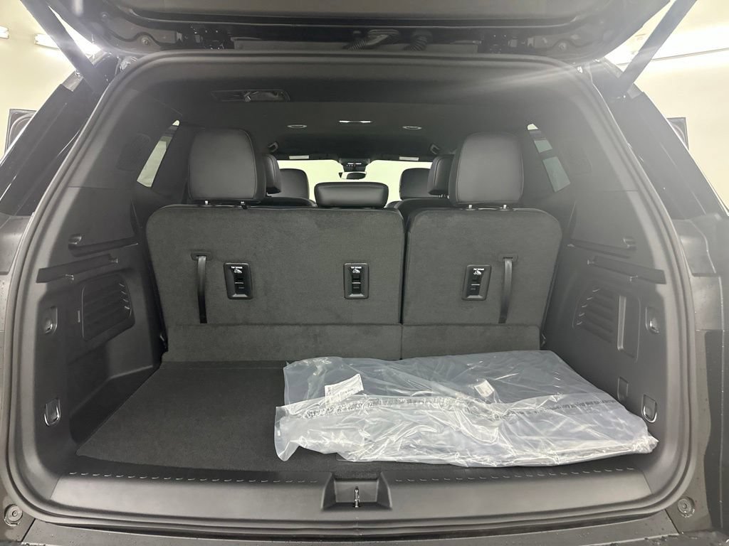 New 2026 GMC Acadia Elevation w/ Elevation Premium Package AWD/4WD image 30