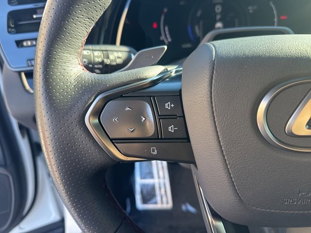 Used 2024 Lexus RX 500h F Sport image 21