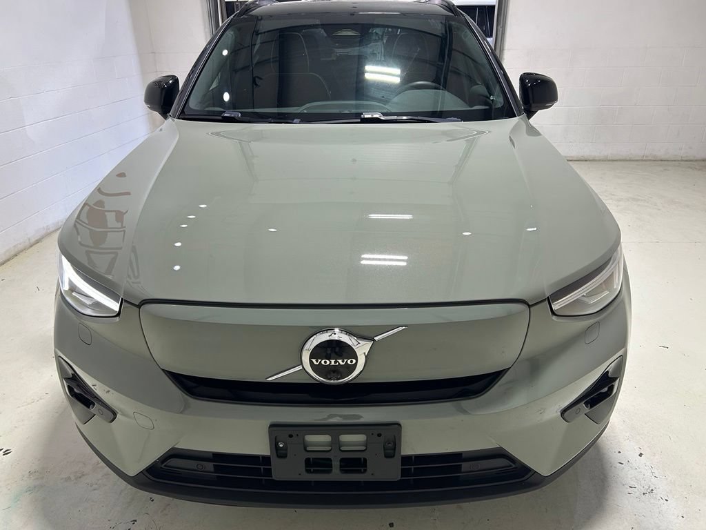 Used 2023 Volvo XC40 Recharge Ultimate AWD/4WD image 9