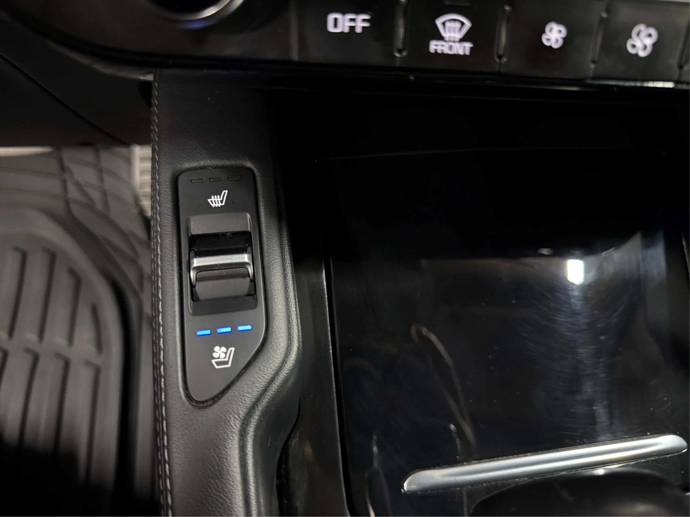 Used 2020 Kia Telluride SX w/ SX Prestige Package AWD/4WD image 23