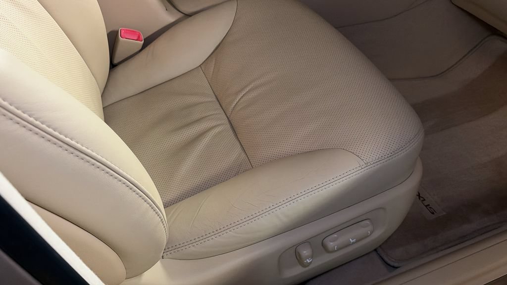 Used 2005 Lexus ES 330 FWD image 12