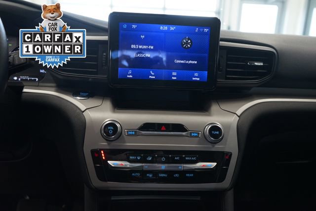Used 2023 Ford Explorer XLT AWD/4WD image 22