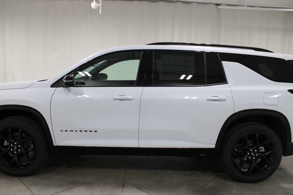 New 2026 Chevrolet Traverse RS w/ LPO, Floor Liner Package image 6