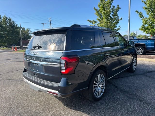 Used 2022 Ford Expedition Limited AWD/4WD image 5