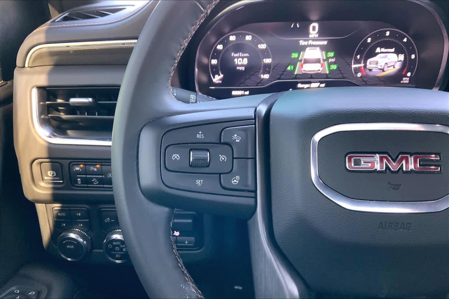 Used 2023 GMC Yukon XL AT4 w/ Max Trailering Package AWD/4WD image 23