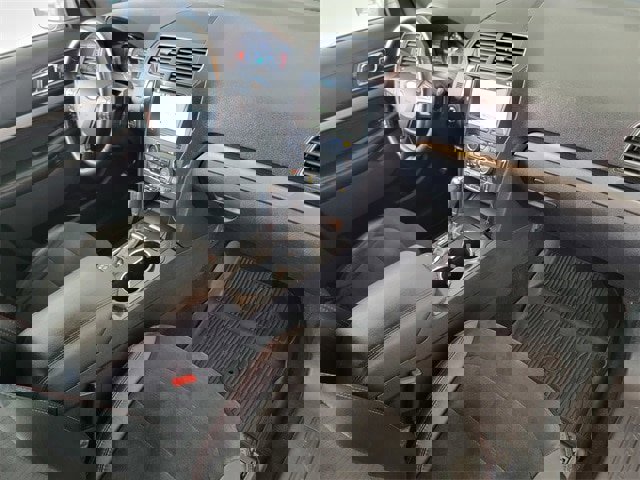 Certified 2019 Ford Explorer XLT w/ Equipment Group 202A image 26