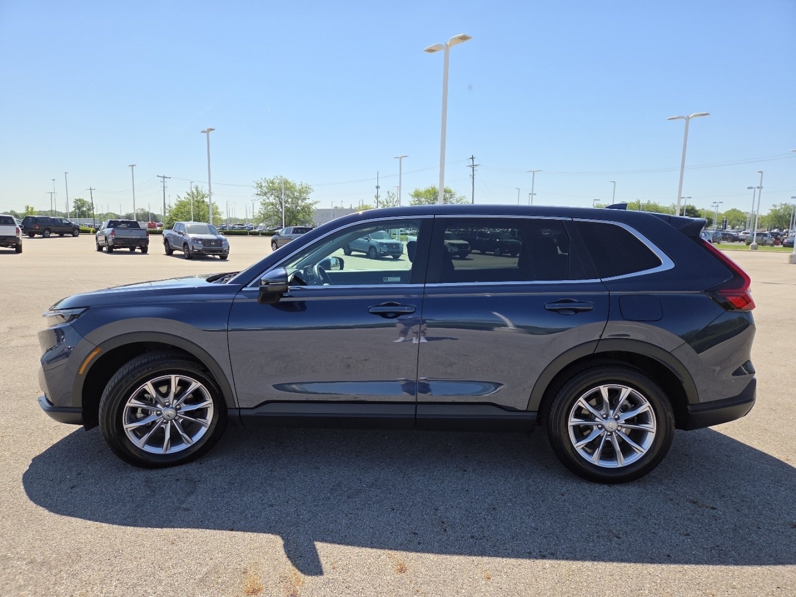 Used 2024 Honda CR-V EX image 16