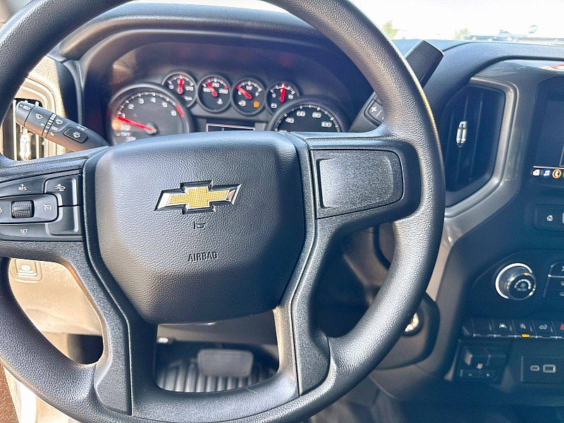Used 2024 Chevrolet Silverado 1500 W/T w/ Trailering Package AWD/4WD image 18