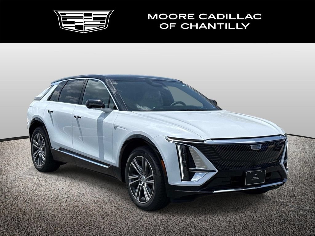 New 2026 Cadillac Lyriq Luxury w/ LPO, Floor Liner Package