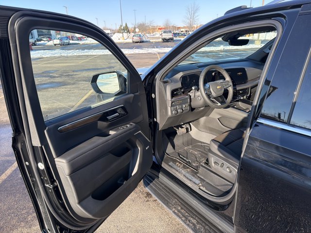 New 2026 Chevrolet Tahoe High Country image 9