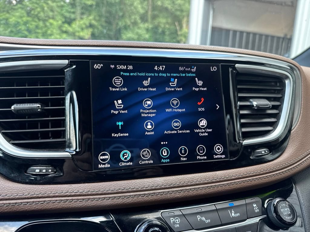 Used 2020 Chrysler Pacifica Limited w/ Advanced Safetytec Group FWD image 25