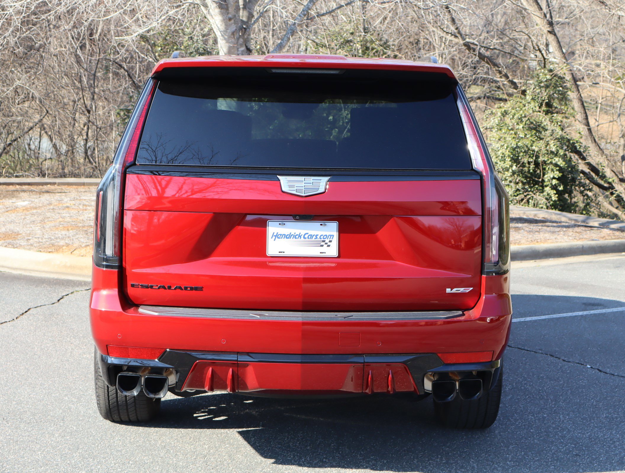 Used 2024 Cadillac Escalade V w/ LPO, ONYX Package image 8