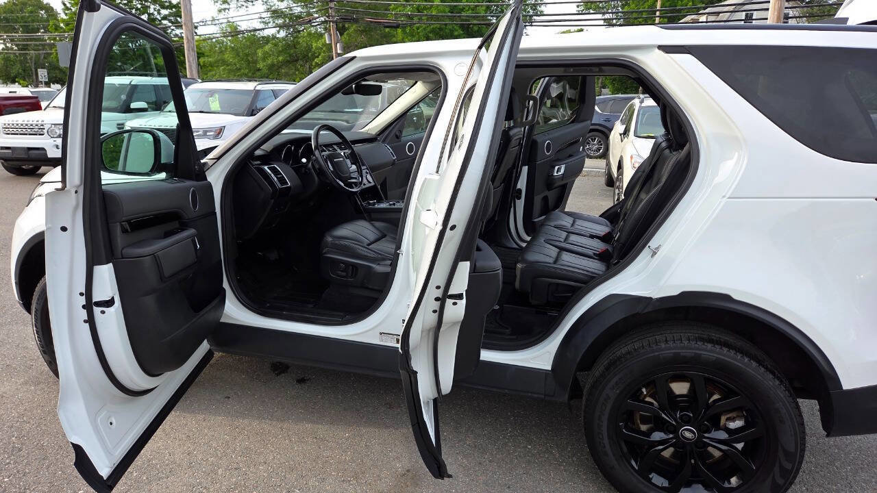 Used 2019 Land Rover Discovery SE AWD/4WD image 23