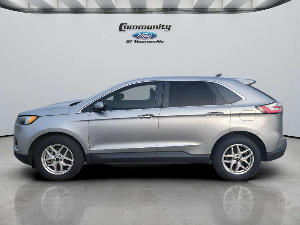 Used 2024 Ford Edge SEL AWD/4WD image 5