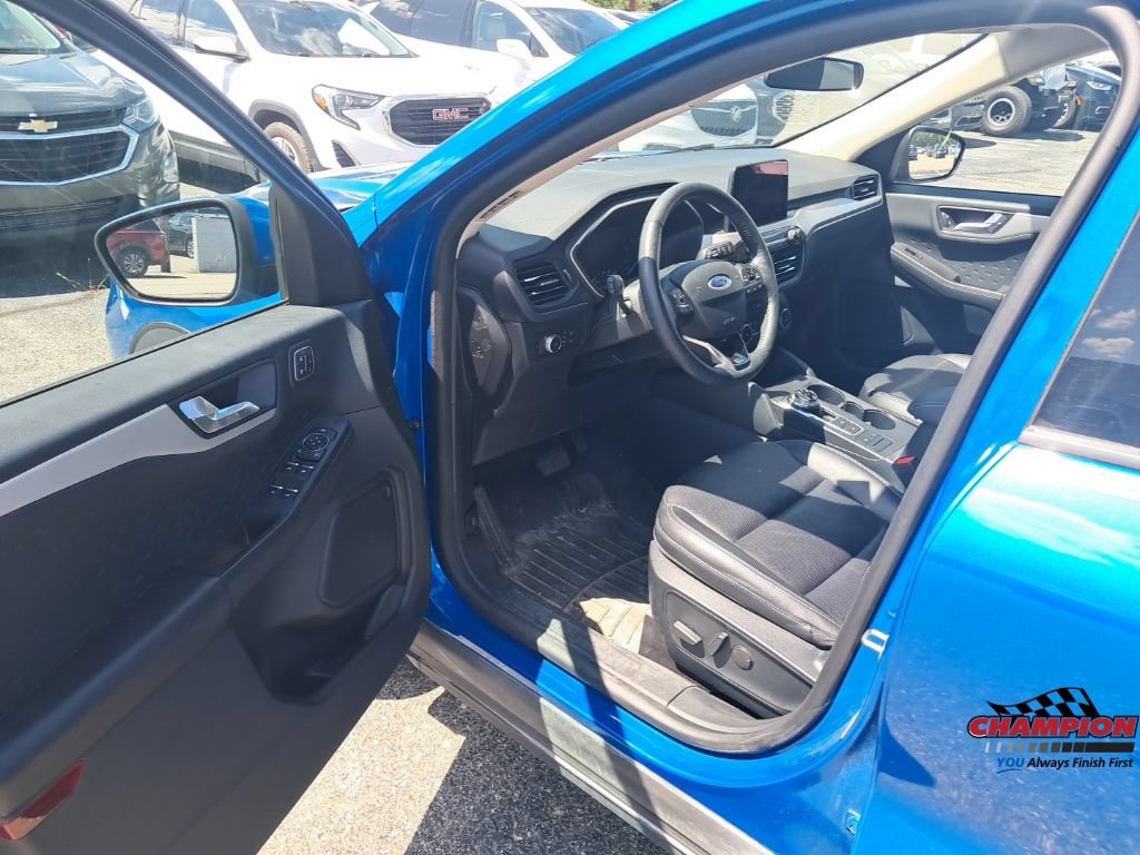 Used 2020 Ford Escape SEL AWD/4WD image 16