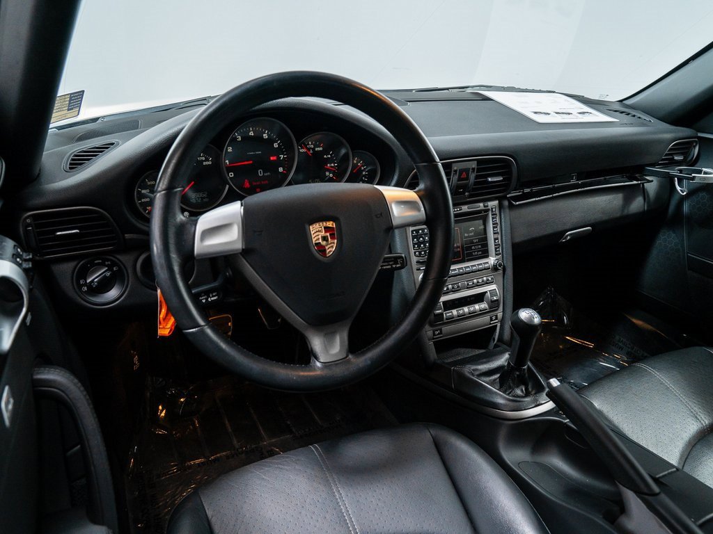 Used 2006 Porsche 911 Carrera image 4