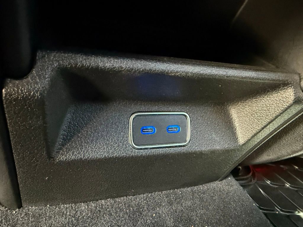 Used 2025 Mercedes-Benz GLE 450 4MATIC image 17