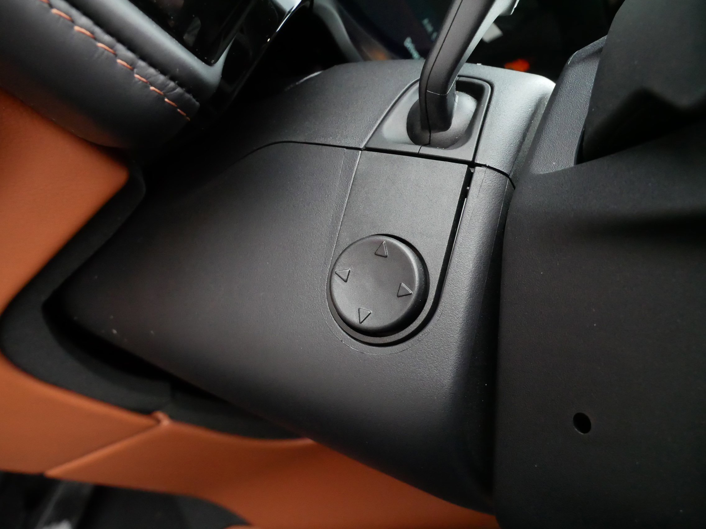 Used 2023 Lincoln Aviator Black Label w/ Dynamic Handling Package AWD/4WD image 27